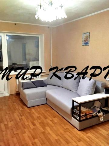 Героїв України вул., 10 к2