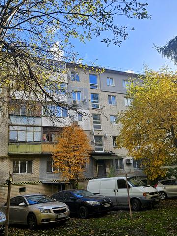 Метрологічна вул., 10