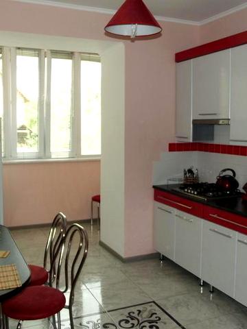 Соломії Крушельницької вул., 8