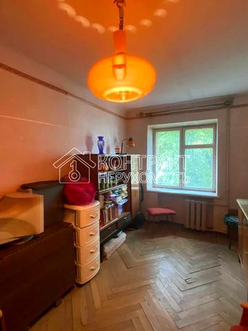 Шекспіра пров., 3