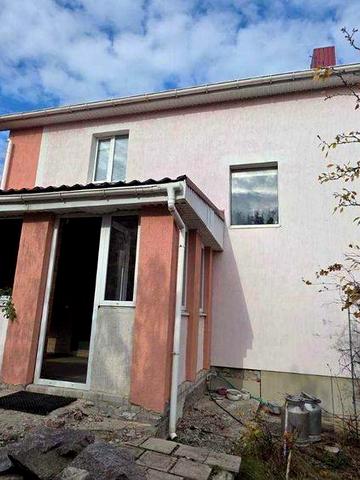 Яр, продається двоповерховий будинок