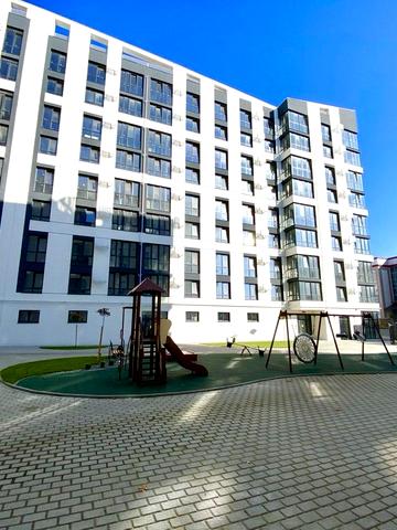 Данила Галицького вул., 25