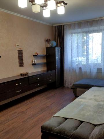 Трудова вул., 13