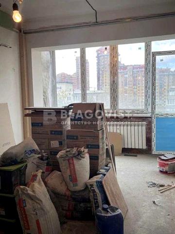 Продаж, 2-к квартира, 49м2, ст. М Печерська, Новогоспітальна