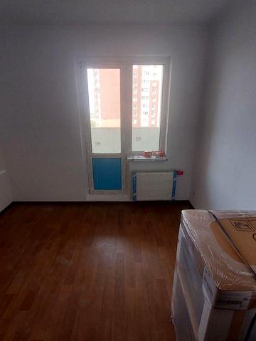 Милославська вул., 18