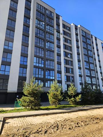 Романа Вірастюка вул., 1