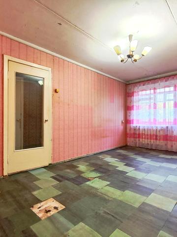 Фосфорна вул., 13