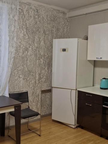 Новоберегова вул., 9