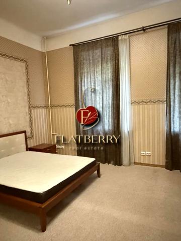 Вячеслава Липинського вул. (Чапаєва), 8