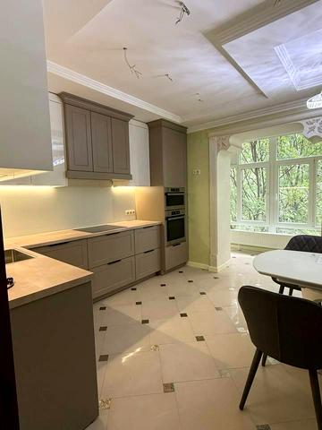 Гетьмана Мазепи вул., 141