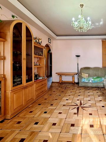 Науки просп. (Леніна), 50а