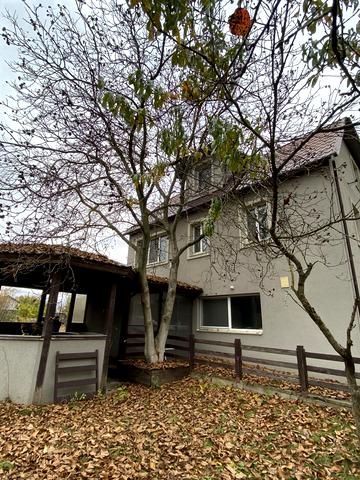 провулок Зоряний, 2