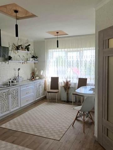 Козацька, 13