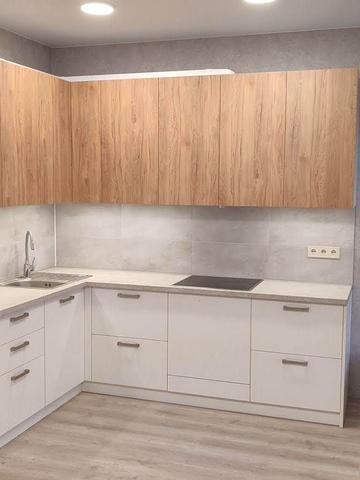 Анатолія Луценка вул., 23