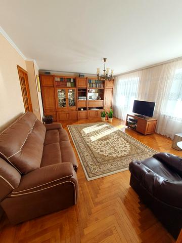 Заболотного вул., 11