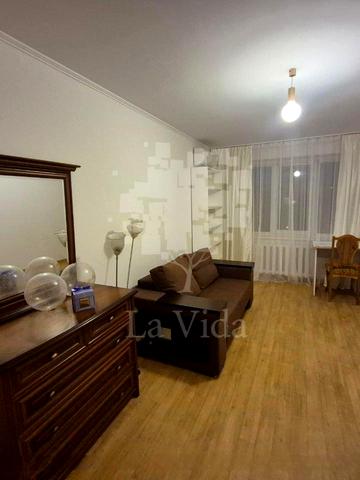 Деміївська вул., 47