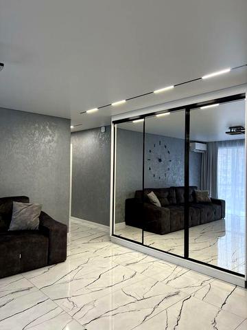 Продам трьохкімнатну квартиру