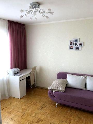 Продажа 2х.кім.квартири вул. Теремківська 16,м.Теремки 2хв.