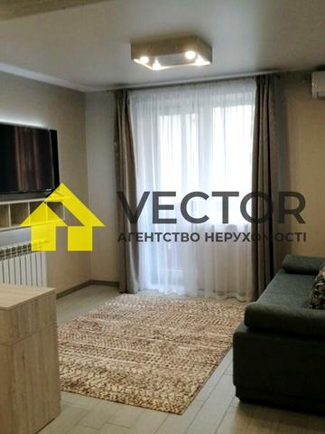 Боровіковського бульв., 2/2