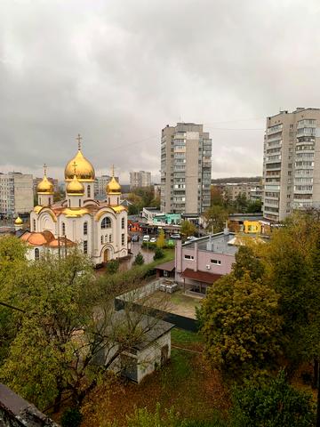 Золочівська вул., 22