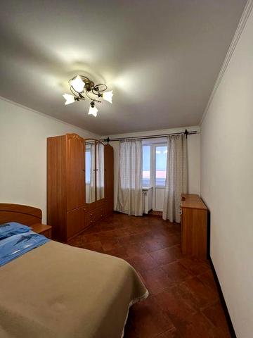 Довгострокова оренда 2-кімнатної квартири по вул. Наливайка