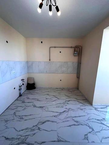 Пасічна вул., 15, 15а, 15б