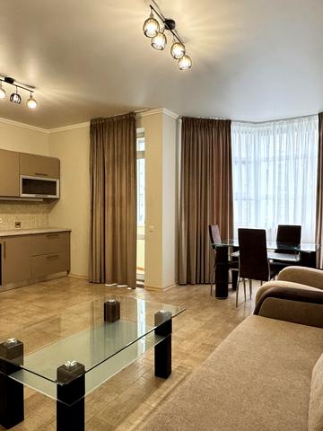 Львівська вул., 22