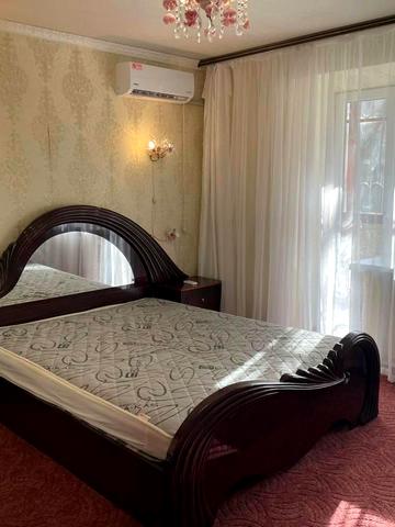 Князя Володимира Великого вул. (Плеханова), 15-Б