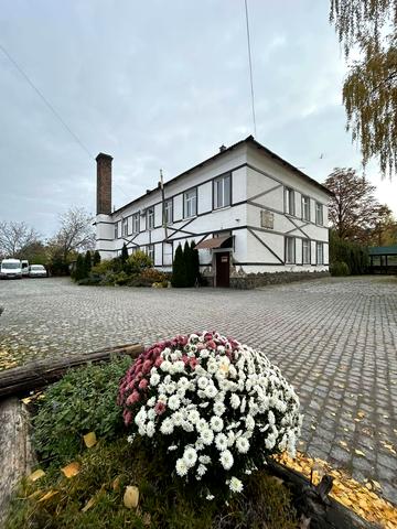 Київська вул. (107-ї Кременецької Дивізії), 39