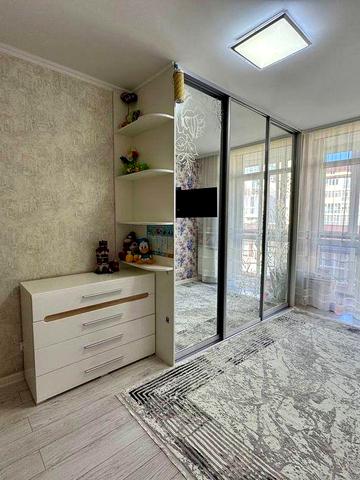 Продаж 1-кім. квартири в новобудові з ремонтом Стрийська-Солонка