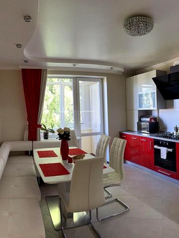 Тернопільська вул., 44/1