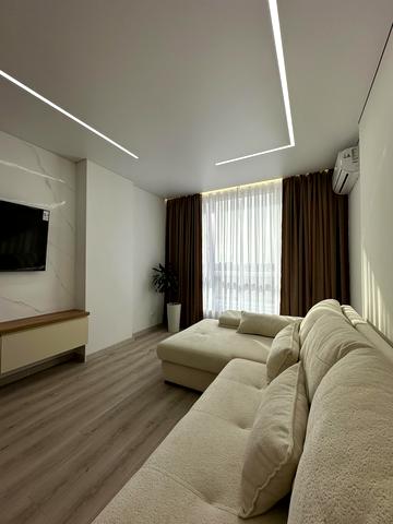 Євгена Коновальця вул., 37-А