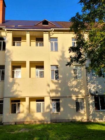 Продається 2х кімнатна квартира в Берегове!