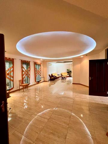 Долгосрочная аренда 3-х этажного дома на Фонтане ул Львовская