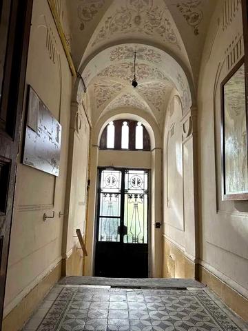 Академіка Олександра Богомольця вул., 7