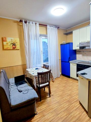 Ревуцького вул., 36/2