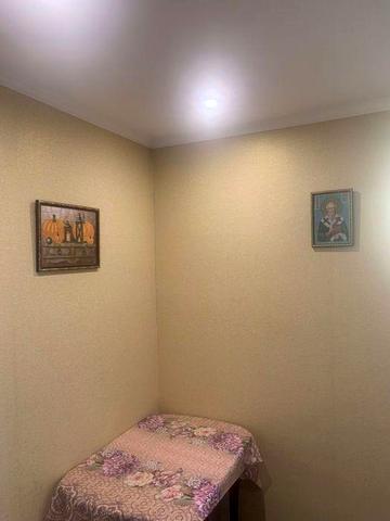 Продам 1 кімнатну квартиру у місті Лозова