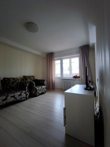 Жилянська вул., 45