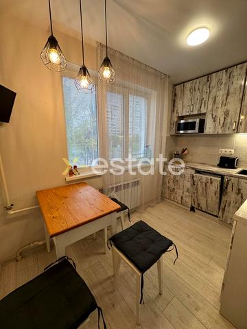 Садовий проїзд, 22а