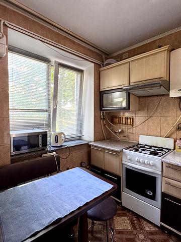 Василя Червонія вул. (Гагаріна), 19