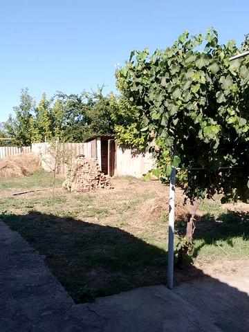 Продам дом разделенный на две половины