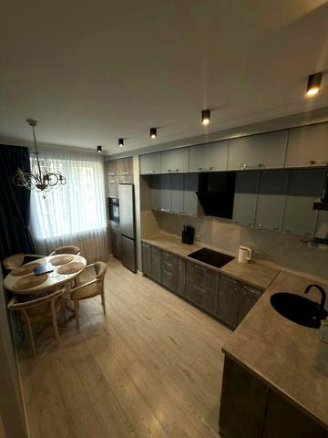 Перлинна вул., 5А