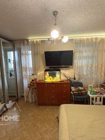 Полярна вул., 8-Е