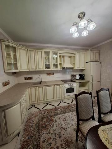 Валерія Лобановського просп. (Червонозоряний), 15/7