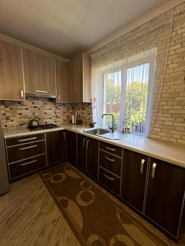 Харківська вул., 8