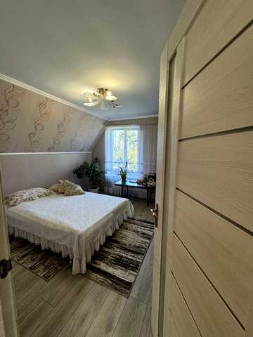 Харківська вул., 8