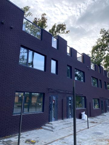 Києво-Мироцька вул., 123-К