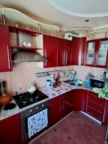 Південна вул., 11