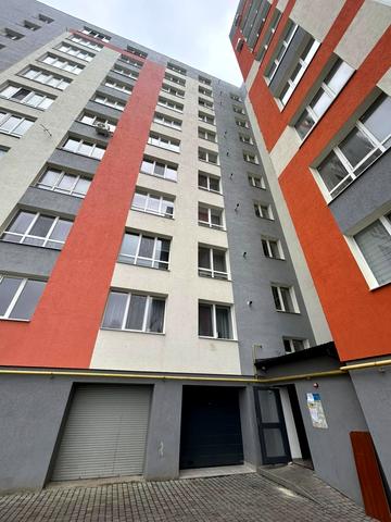 Потічна вул., 6