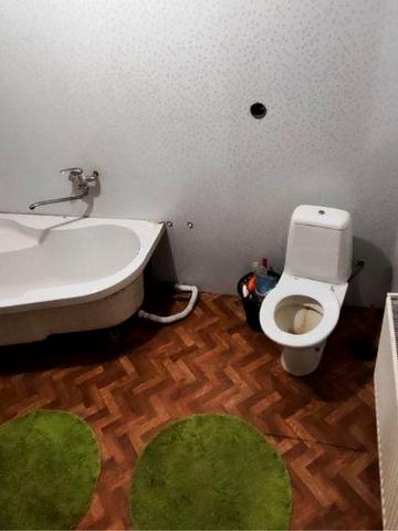 2 кімнатна в центрі на місяць 1-4 людини